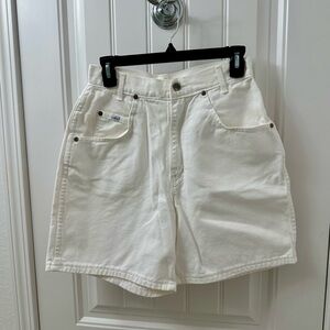 VTG Chic White High Waist Women's Shorts
